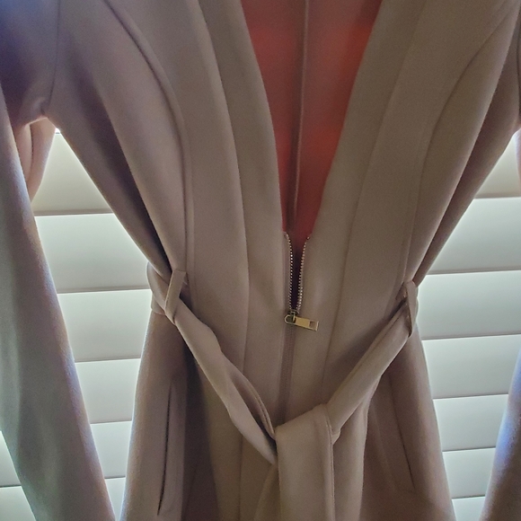 Jacket - Picture 3 of 6